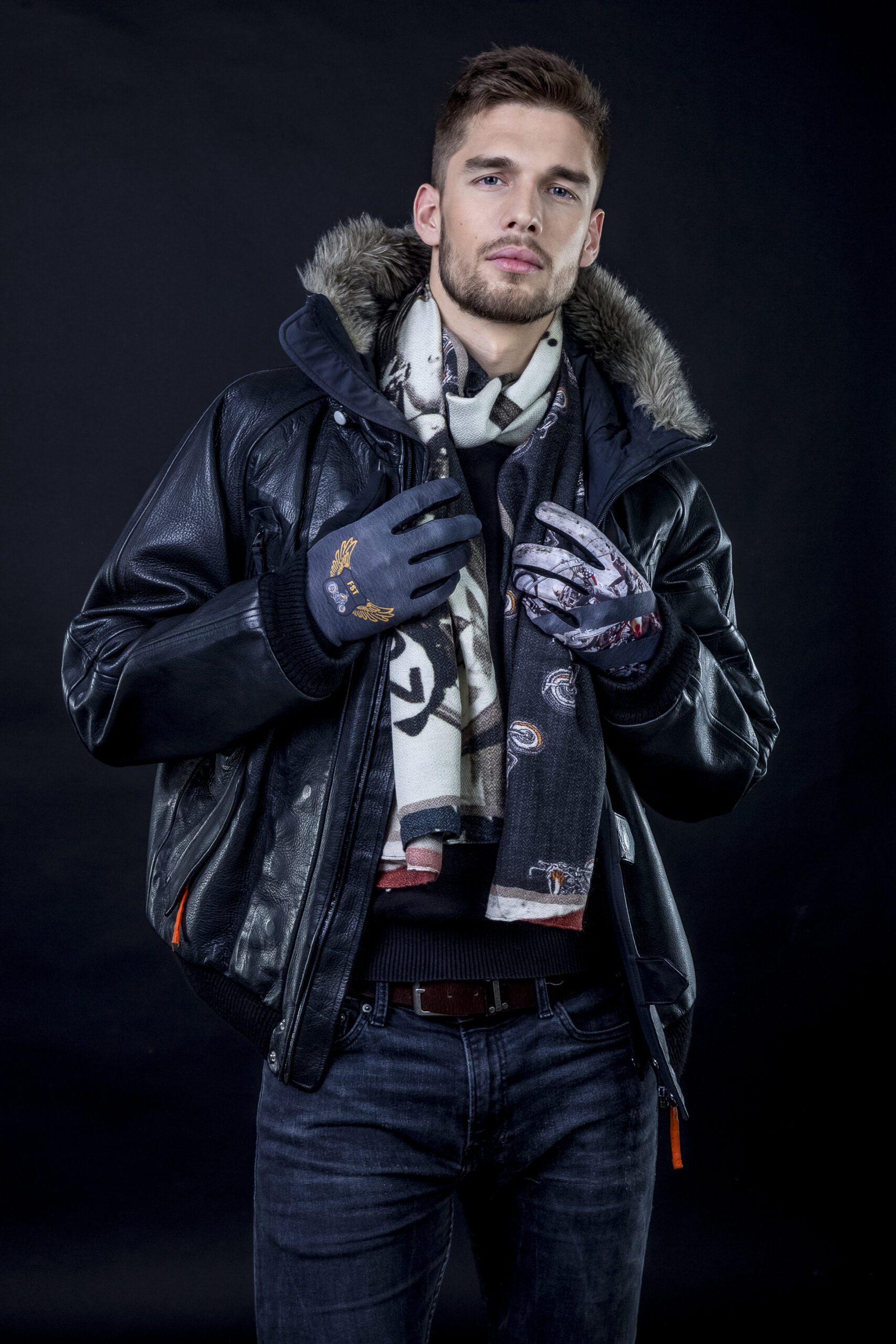 FST Le French studio - Photo Gants + Etole laine et soie Easy Rider FST Le French studio - Photo Gants + Etole laine et soie Easy Rider