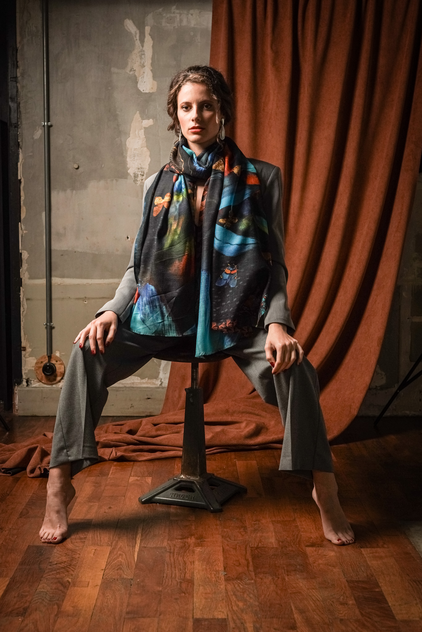 Grande écharpe cachemire COSMOS BLEU – Image 3