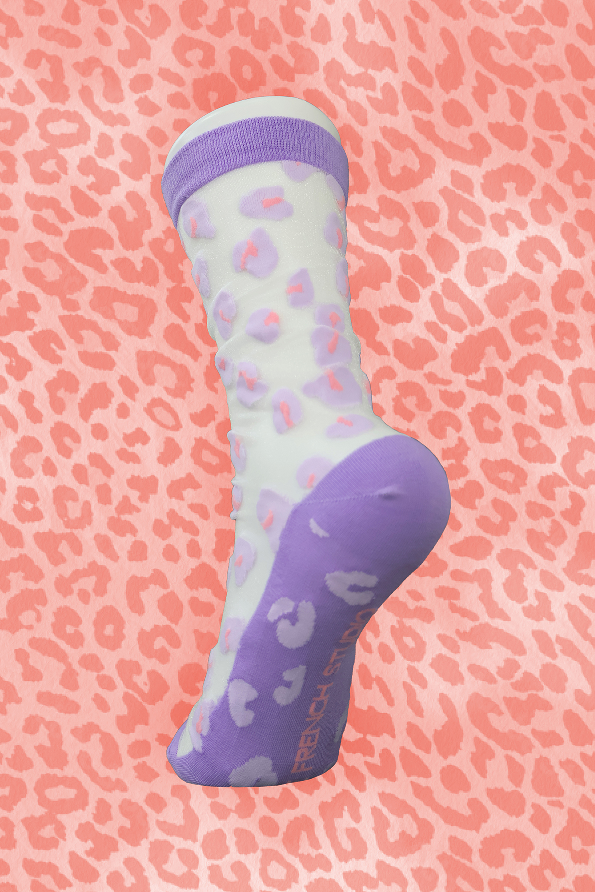 chaussettes transparentes lila et rose