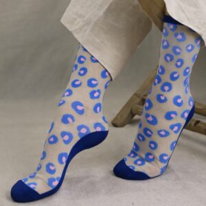 chaussettes transparentes bleu et rose
